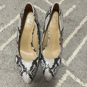 Snakeskin pumps